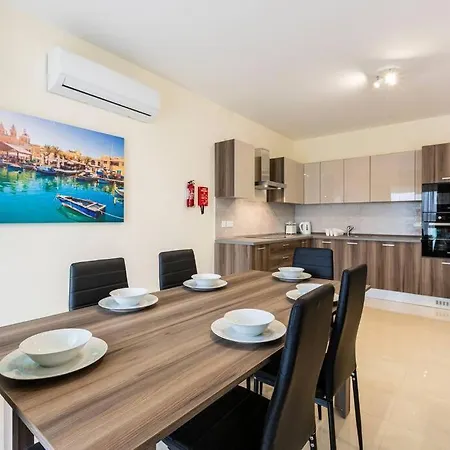 Designer 3br Home, W/ Lovely Views & Wifi By 360 Estates Apartment *