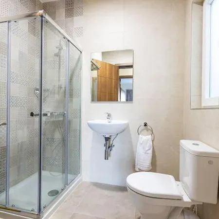 Designer 3br Home, W/ Lovely Views & Wifi By 360 Estates *