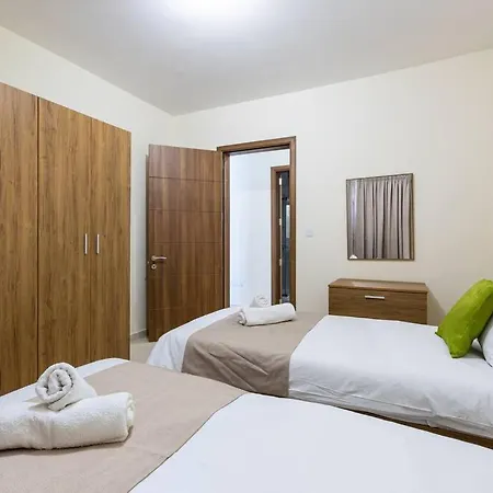 Designer 3br Home, W/ Lovely Views & Wifi By 360 Estates *