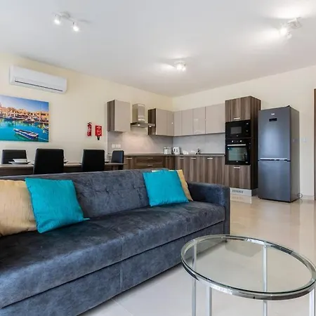 Designer 3br Home, W/ Lovely Views & Wifi By 360 Estates Apartment Marsaxlokk