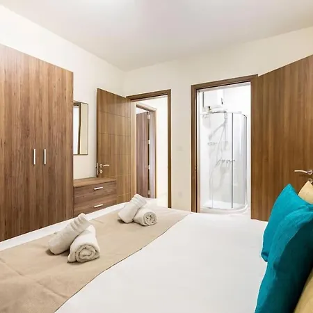 Designer 3br Home, W/ Lovely Views & Wifi By 360 Estates *