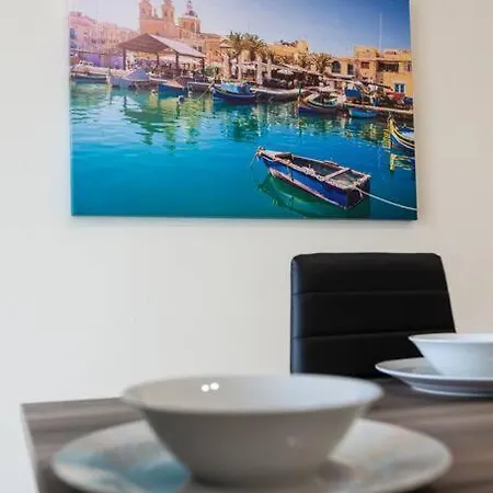 Designer 3br Home, W/ Lovely Views & Wifi By 360 Estates *