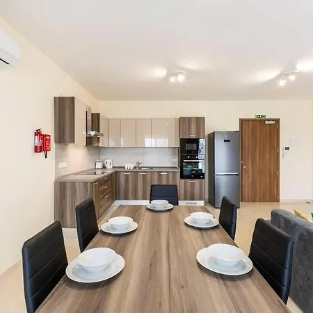 Designer 3br Home, W/ Lovely Views & Wifi By 360 Estates *