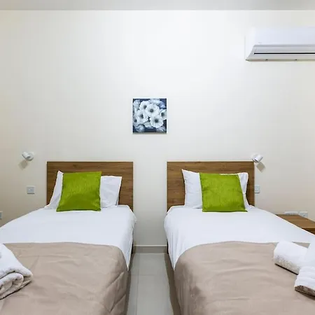 Designer 3br Home, W/ Lovely Views & Wifi By 360 Estates