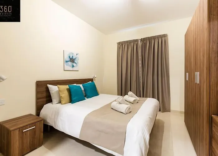 Appartement Designer 3br Home, W/ Lovely Views & Wifi By 360 Estates Marsaxlokk