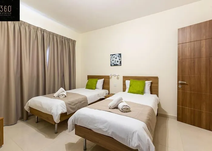 Designer 3br Home, W/ Lovely Views & Wifi By 360 Estates Marsaxlokk