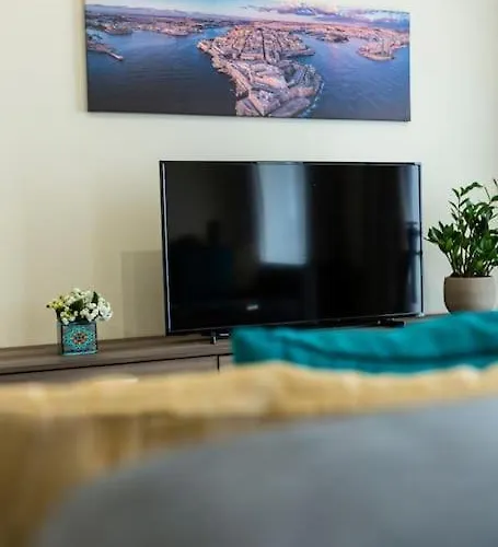 Appartement Designer 3br Home, W/ Lovely Views & Wifi By 360 Estates