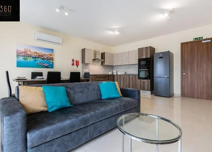 Designer 3br Home, W/ Lovely Views & Wifi By 360 Estates Daire Marsaxlokk