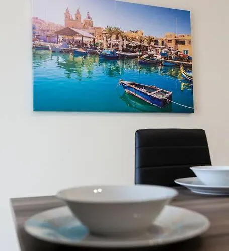 Designer 3br Home, W/ Lovely Views & Wifi By 360 Estates *