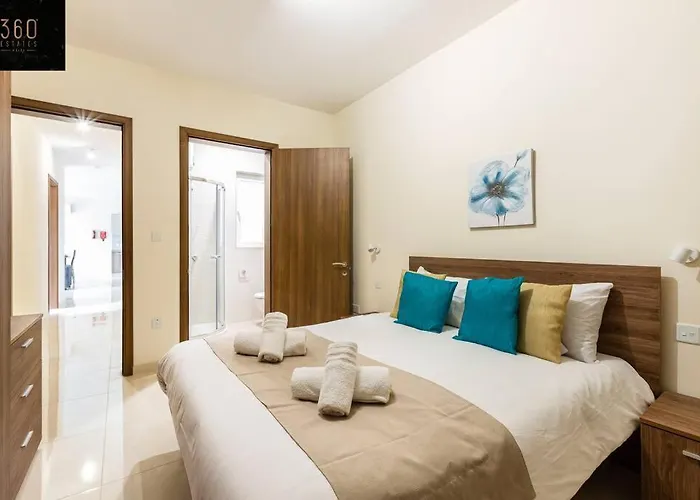 Designer 3br Home, W/ Lovely Views & Wifi By 360 Estates Appartement *