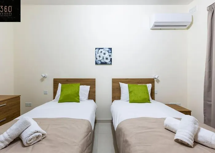 Designer 3br Home, W/ Lovely Views & Wifi By 360 Estates